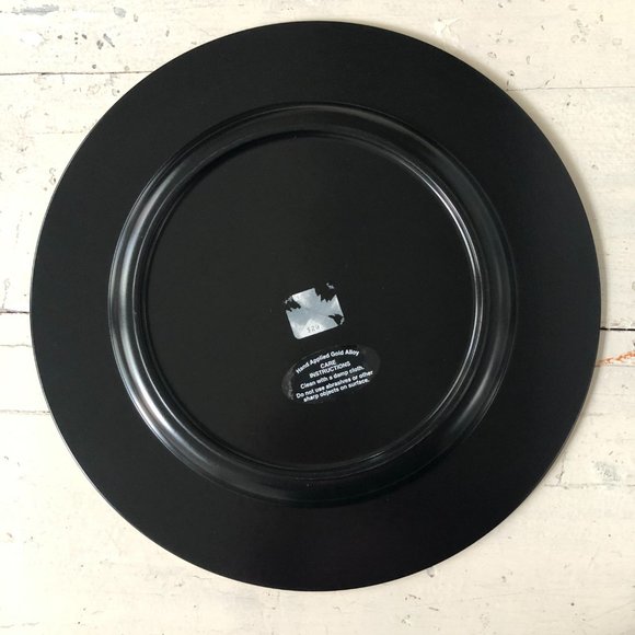 Gold-leaf + Lacquer Plate Charger | Candleholder - Picture 6 of 6